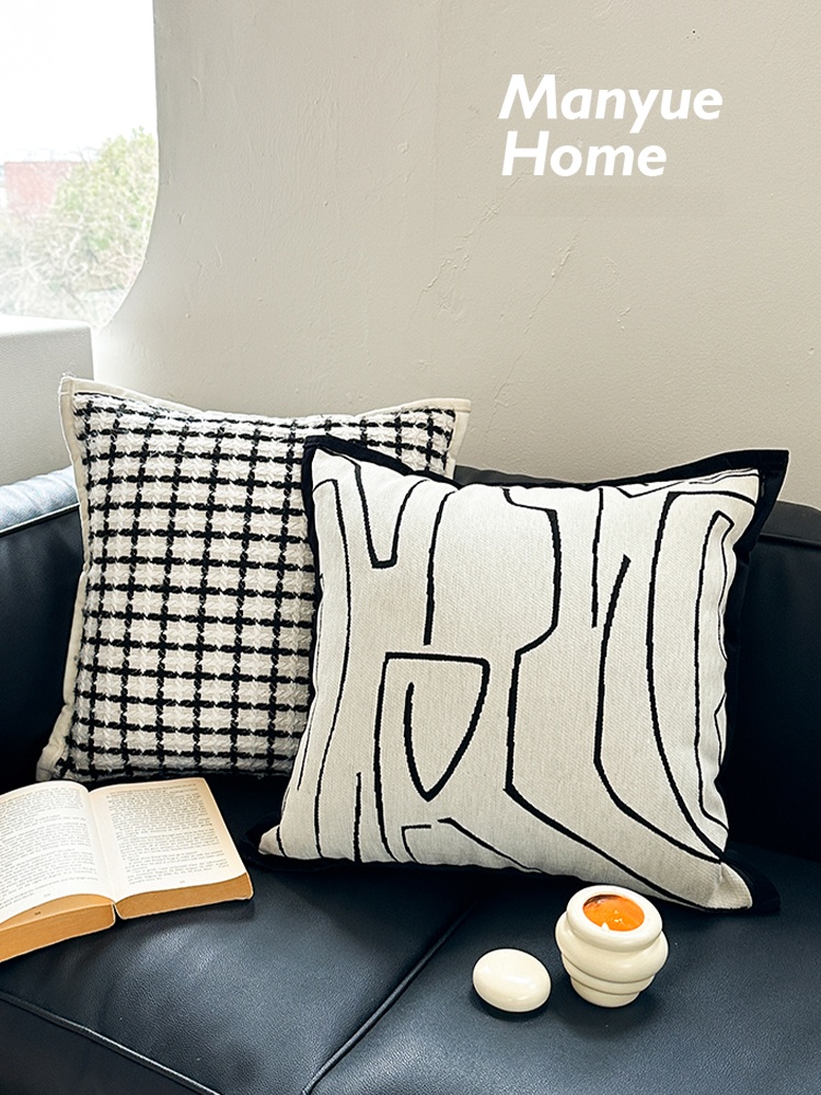 Home Fragrance In French - Kleiner Kissenbezug im Duft-Stil, schwarz-weiß kariert,